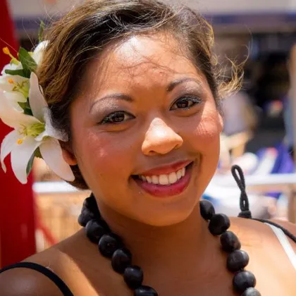 Luciana Prado Neves, Secretaria Escolar